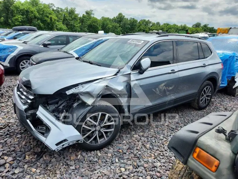 2019 Volkswagen Tiguan photo