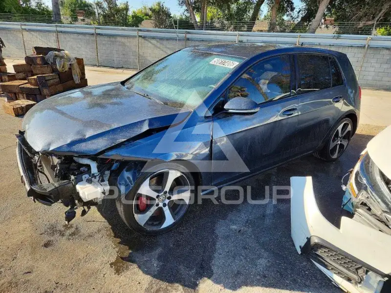 2019 Volkswagen GTI photo
