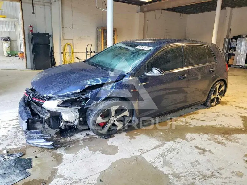 2019 Volkswagen GTI photo