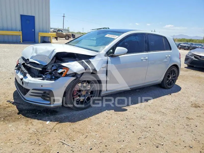 2019 Volkswagen GTI фото