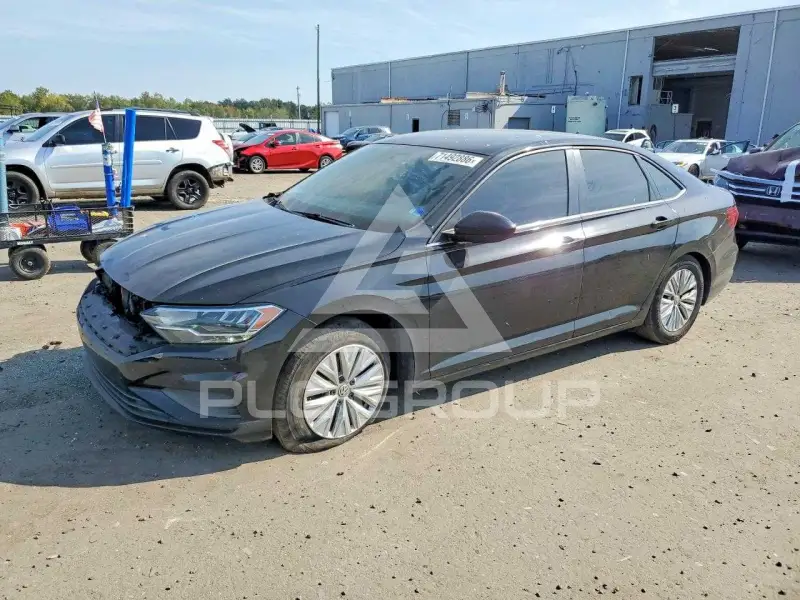 2019 Volkswagen Jetta photo