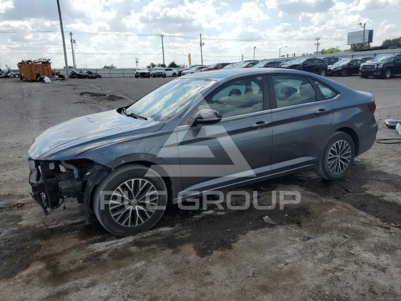 2019 Volkswagen Jetta photo