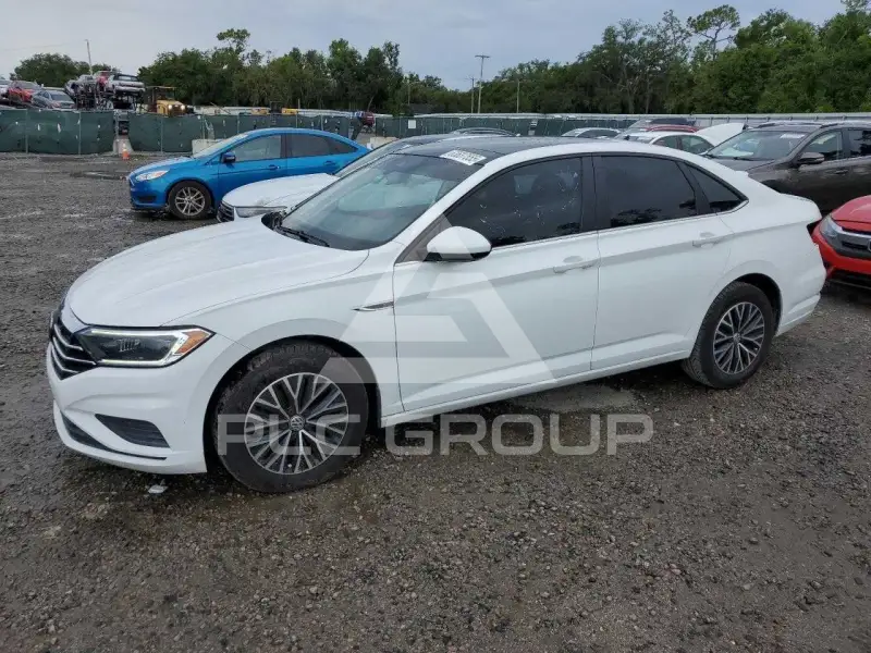 2019 Volkswagen Jetta photo