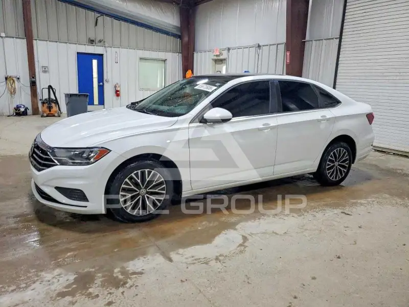 2019 Volkswagen Jetta фото
