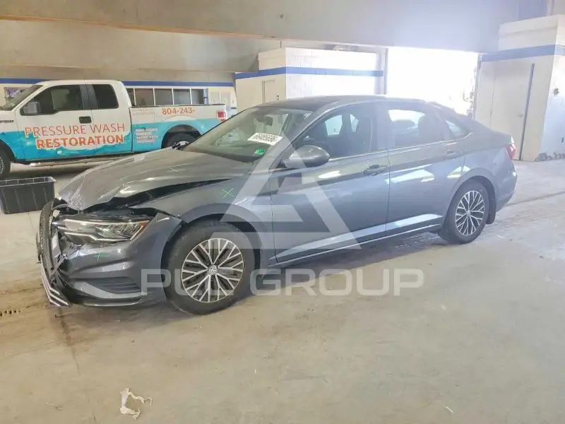 2019 Volkswagen Jetta photo