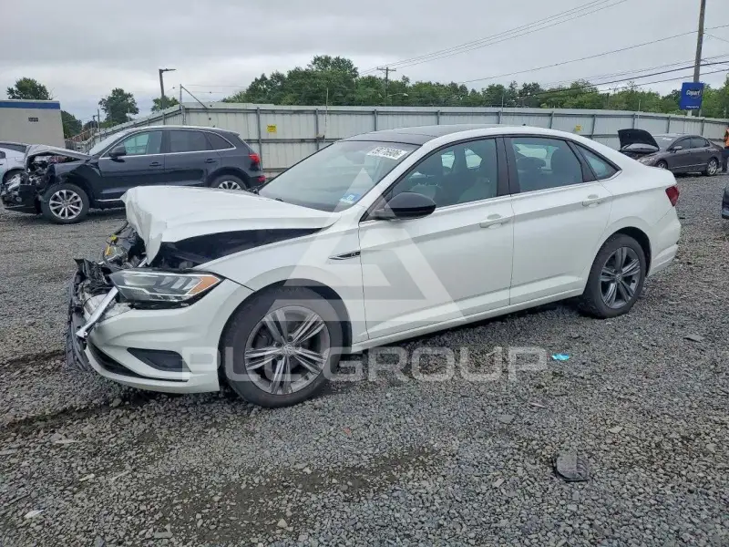 2019 Volkswagen Jetta photo