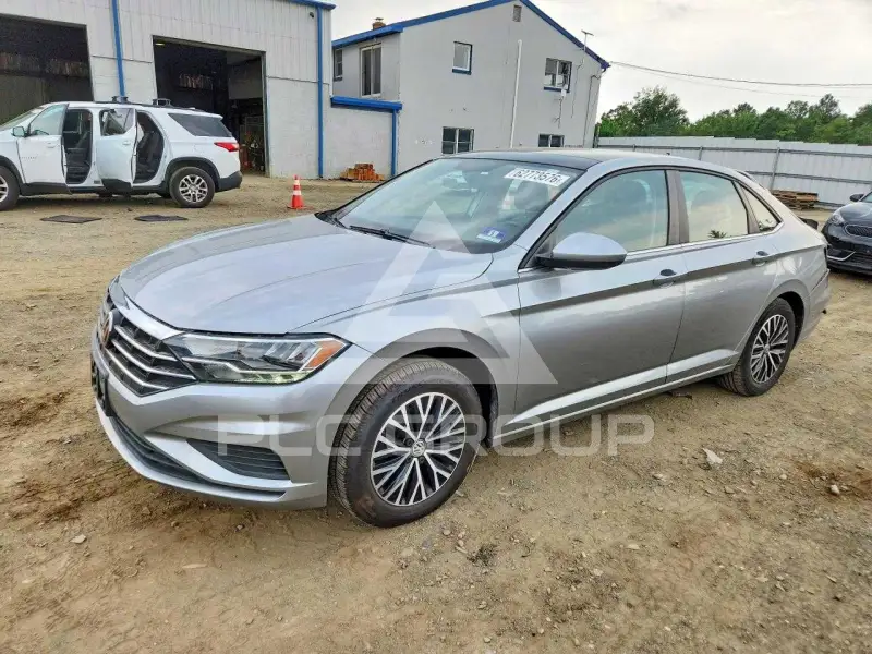 2019 Volkswagen Jetta фото