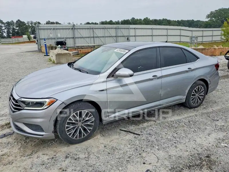2019 Volkswagen Jetta photo