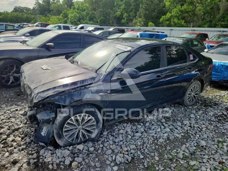 2019 Volkswagen Jetta фото
