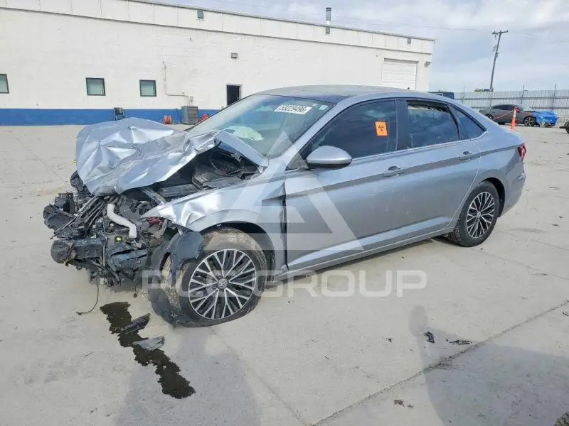 2019 Volkswagen Jetta фото