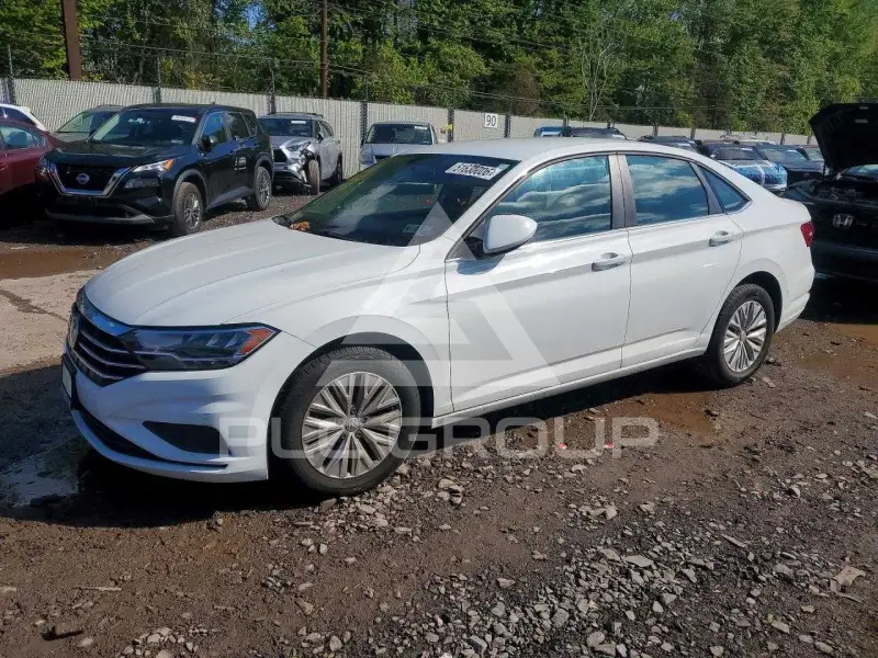 2019 Volkswagen Jetta photo