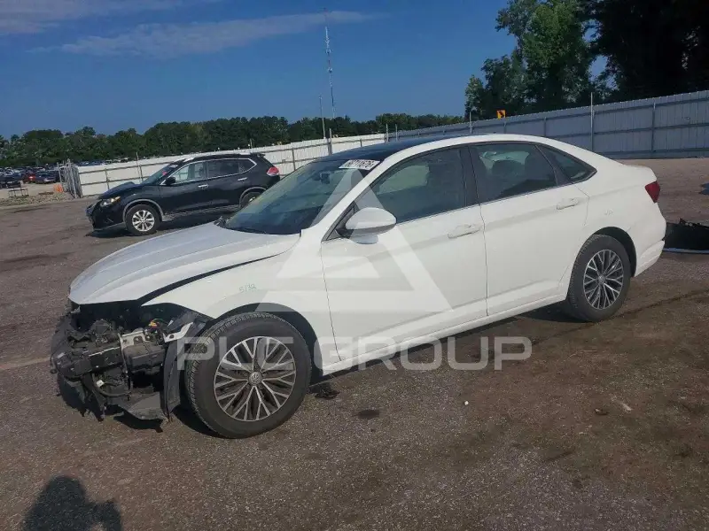 2019 Volkswagen Jetta фото