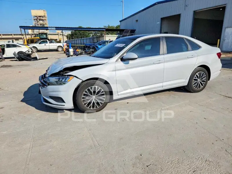 2019 Volkswagen Jetta фото