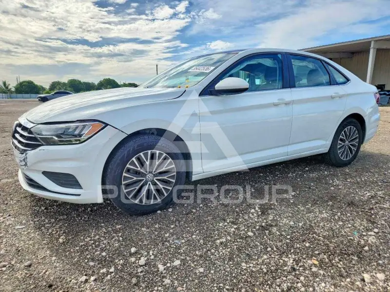 2019 Volkswagen Jetta фото