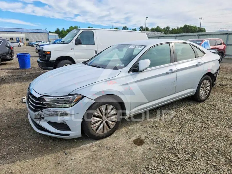 2019 Volkswagen Jetta фото