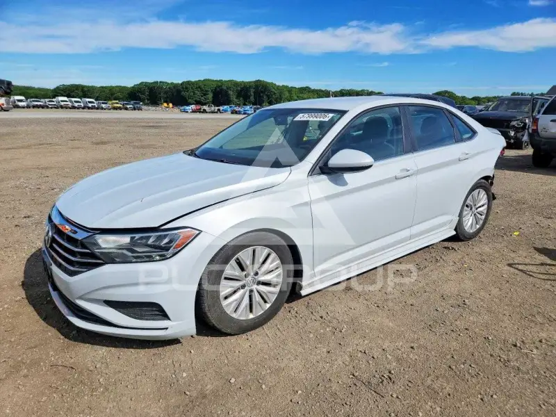 2019 Volkswagen Jetta photo