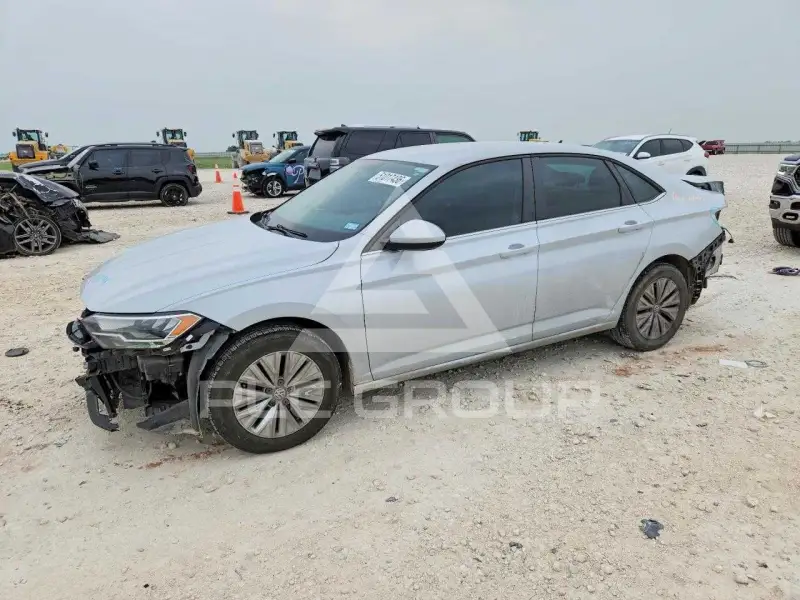 2019 Volkswagen Jetta фото