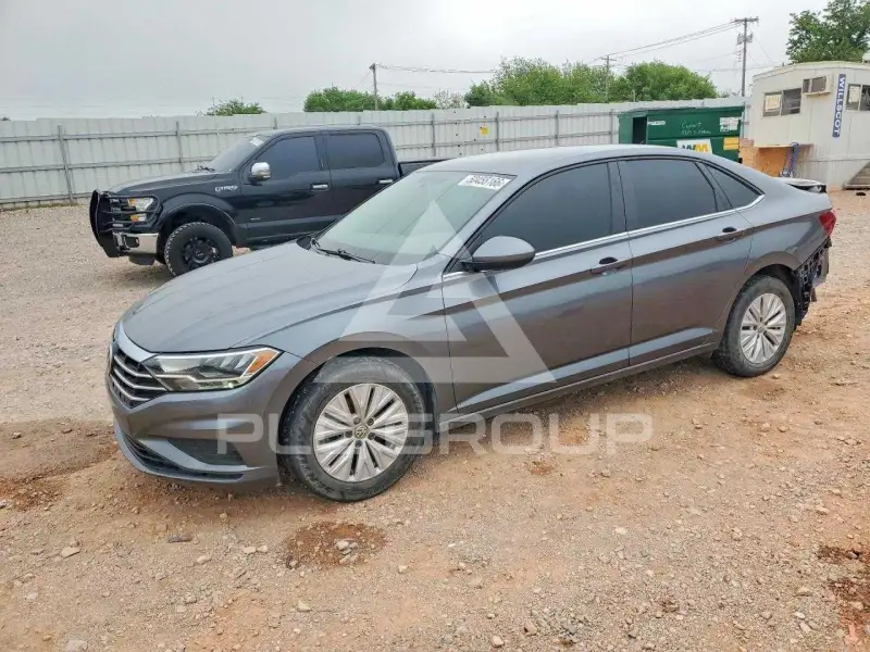 2019 Volkswagen Jetta photo