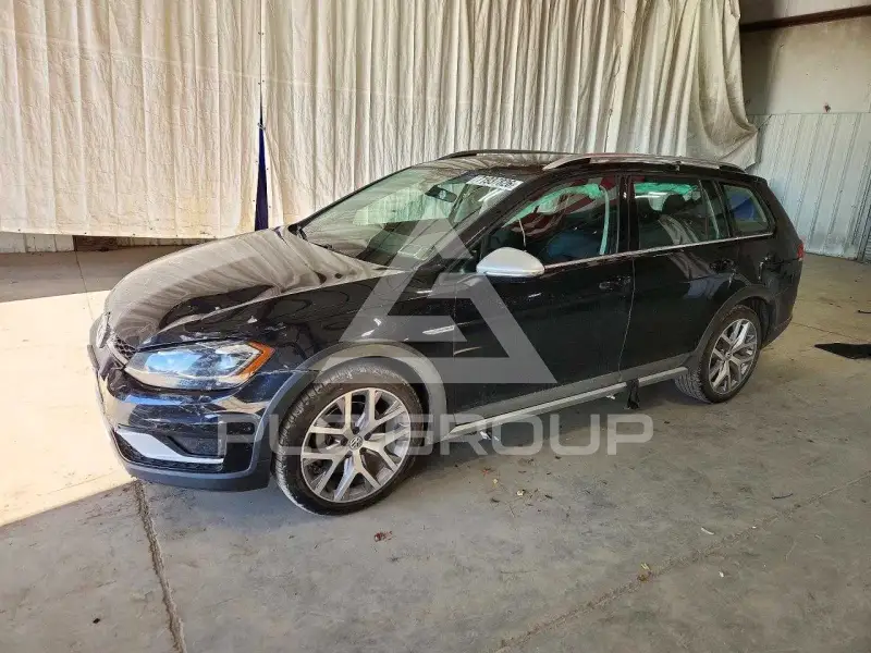 2019 Volkswagen GOLF фото