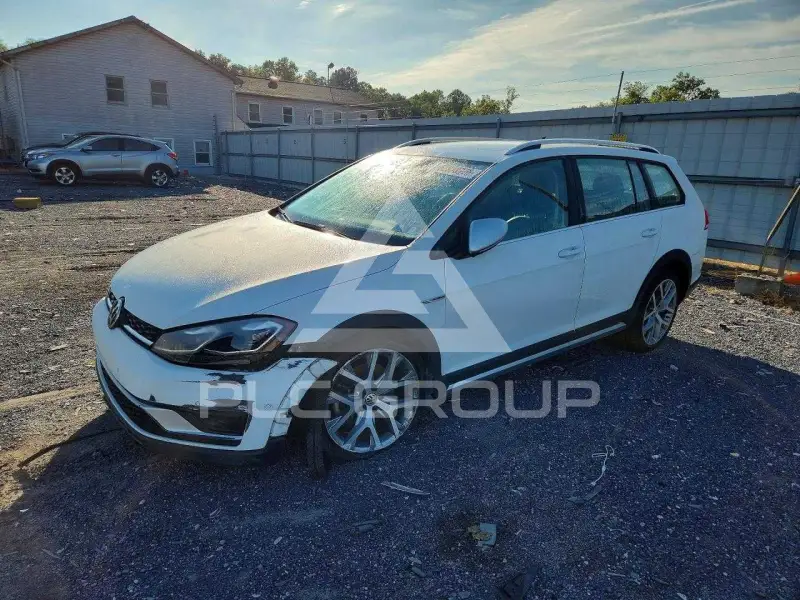 2019 Volkswagen GOLF фото