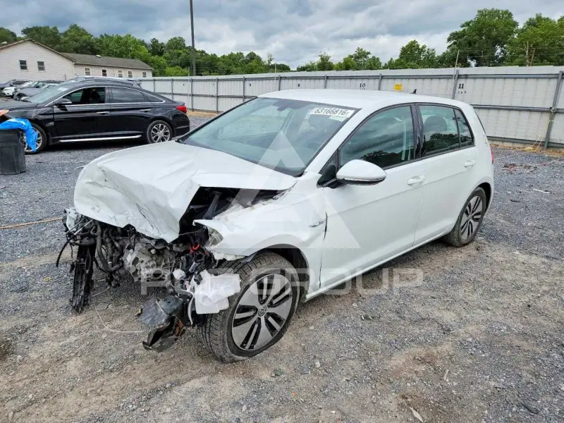 2019 Volkswagen GOLF фото