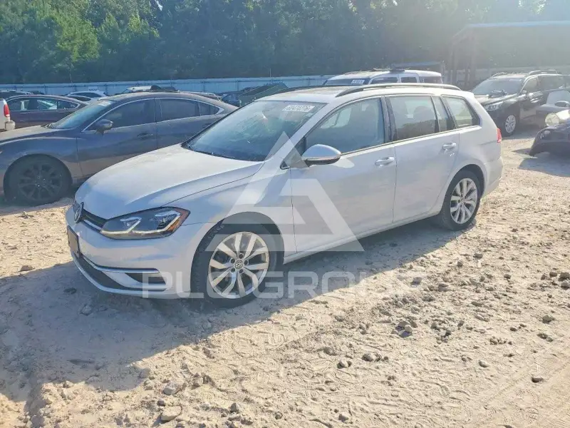 2019 Volkswagen GOLF photo