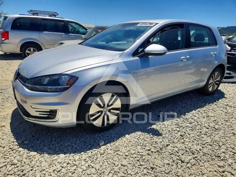 2019 Volkswagen GOLF фото