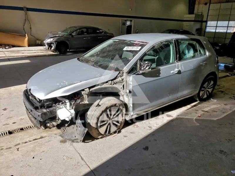 2019 Volkswagen GOLF фото