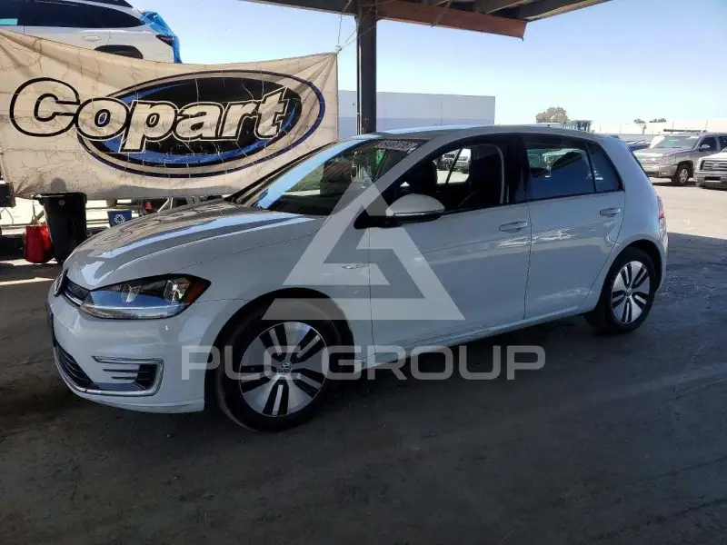 2019 Volkswagen GOLF фото