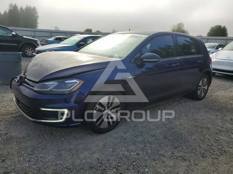 2019 Volkswagen GOLF photo