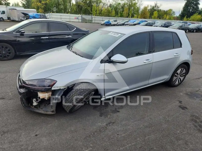 2019 Volkswagen GOLF фото