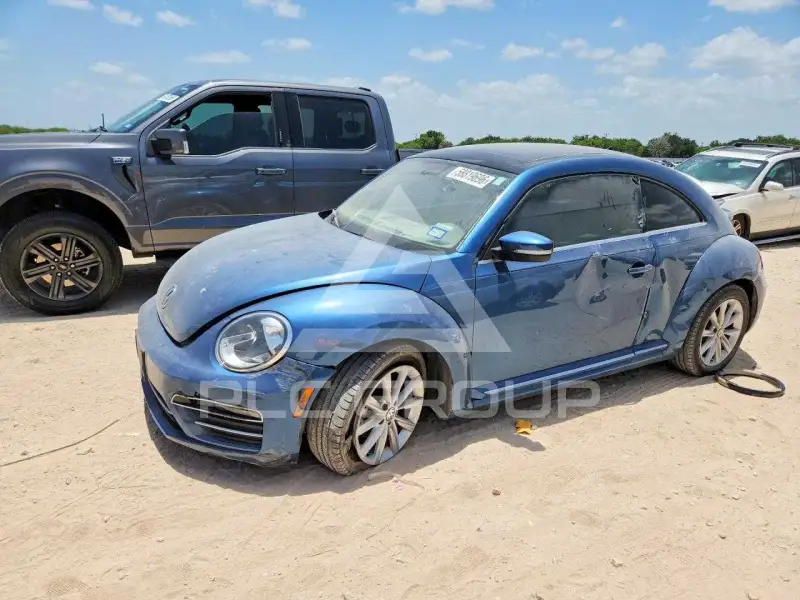 2019 Volkswagen BEETLE photo