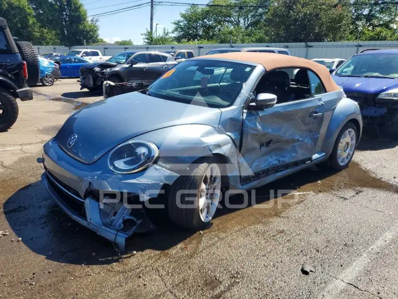 2019 Volkswagen BEETLE фото