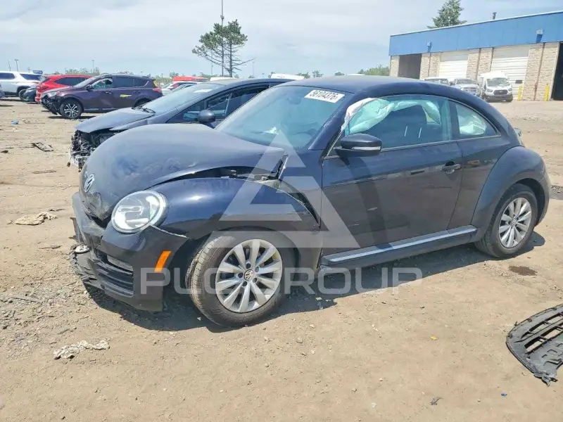 2019 Volkswagen BEETLE photo