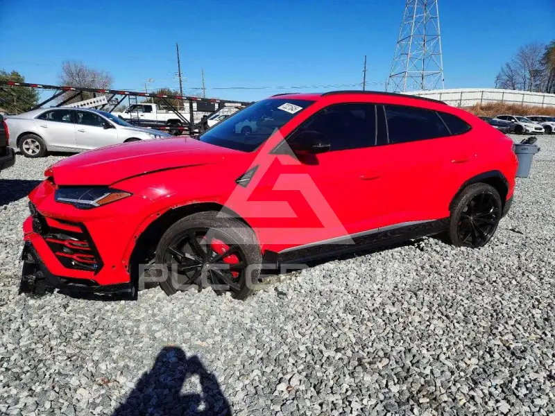 2019 Lamborghini Urus photo