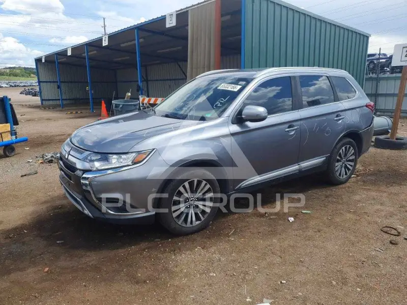 2020 Mitsubishi OUTLANDER photo