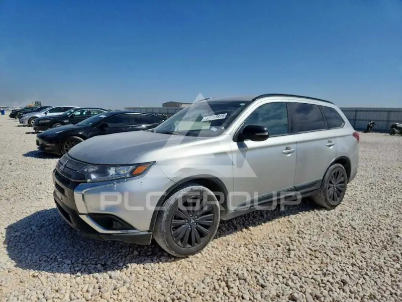 2020 Mitsubishi OUTLANDER фото