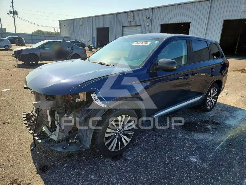 2020 Mitsubishi OUTLANDER photo