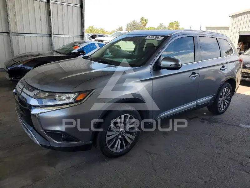2020 Mitsubishi OUTLANDER photo