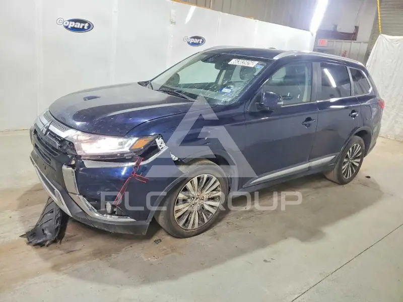 2020 Mitsubishi OUTLANDER photo