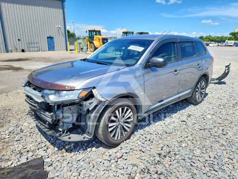 2020 Mitsubishi OUTLANDER фото