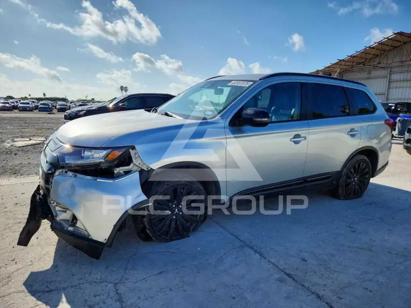 2020 Mitsubishi OUTLANDER фото