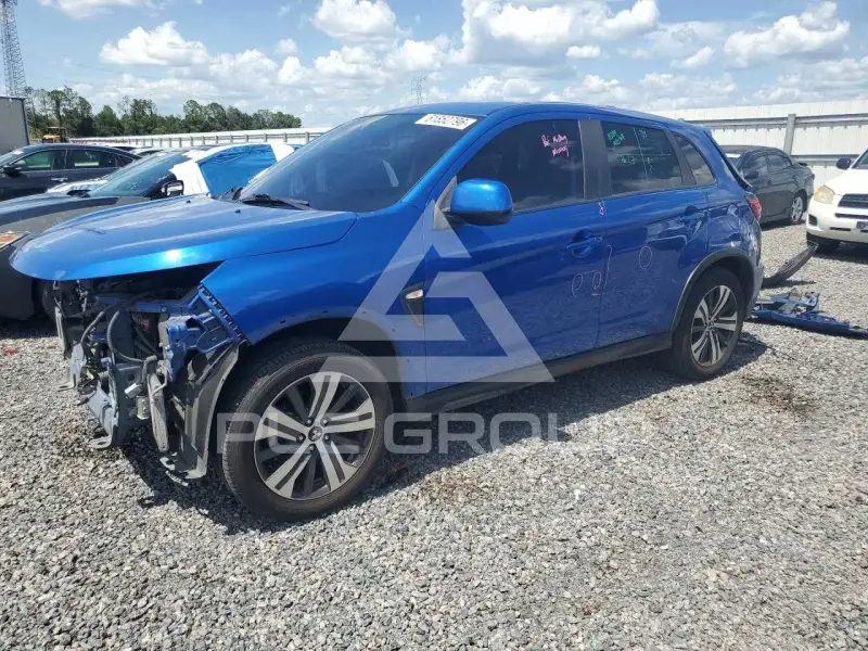2020 Mitsubishi OUTLANDER photo