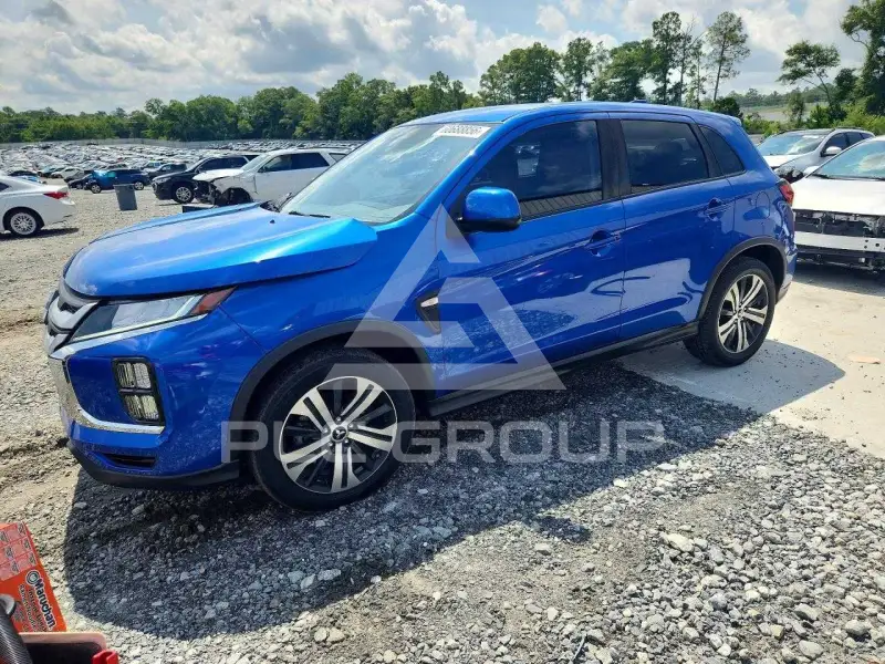 2020 Mitsubishi OUTLANDER photo