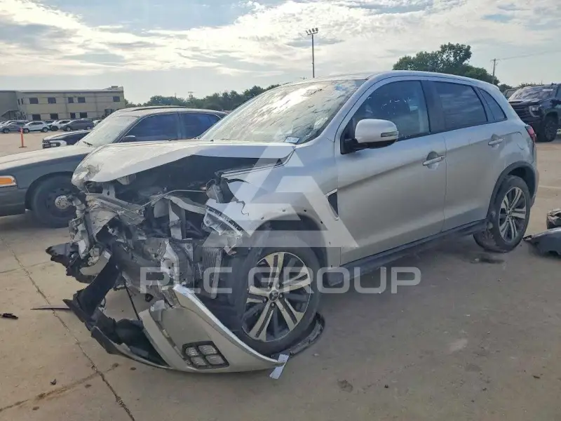 2020 Mitsubishi OUTLANDER фото