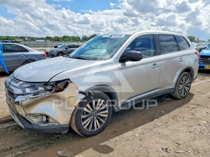 2020 Mitsubishi OUTLANDER фото