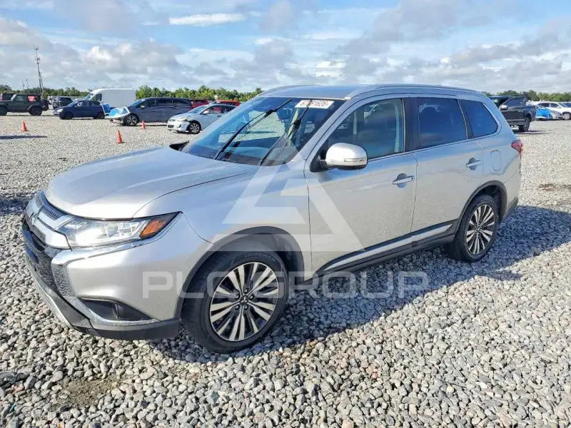 2020 Mitsubishi OUTLANDER фото