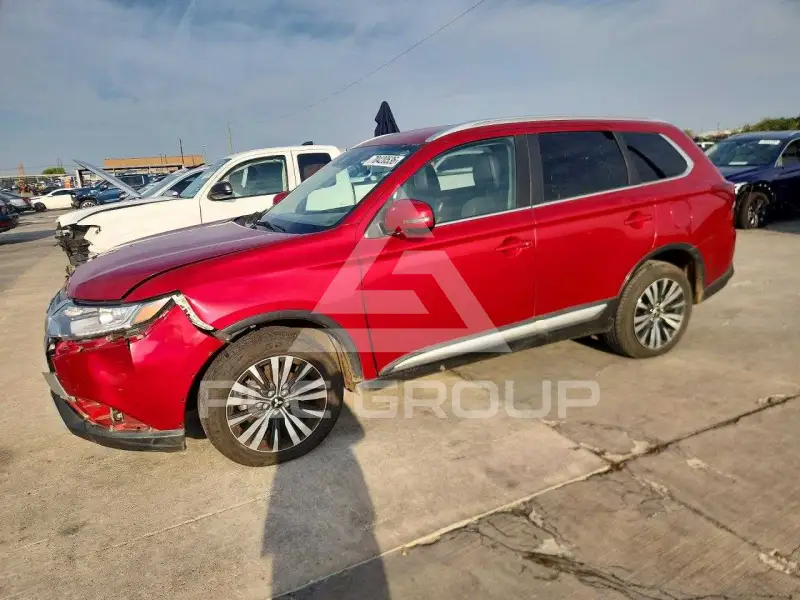 2020 Mitsubishi OUTLANDER фото