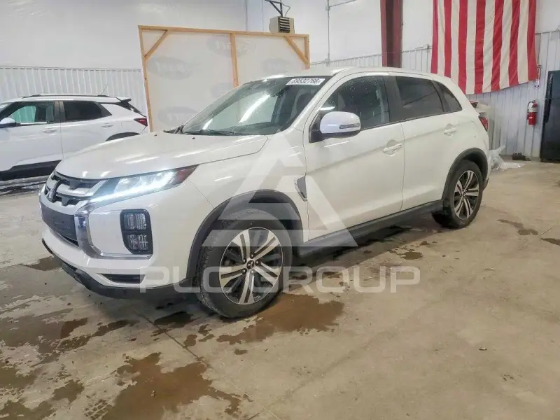 2020 Mitsubishi OUTLANDER фото