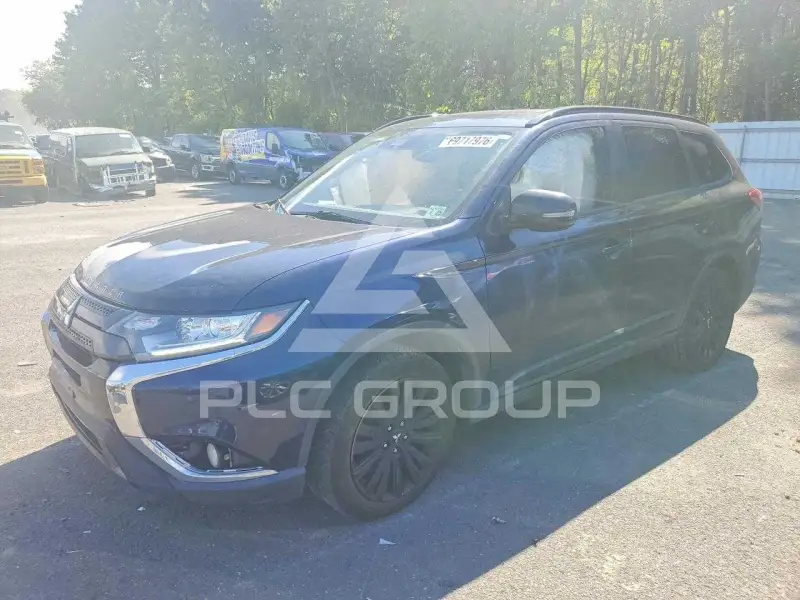 2020 Mitsubishi OUTLANDER photo